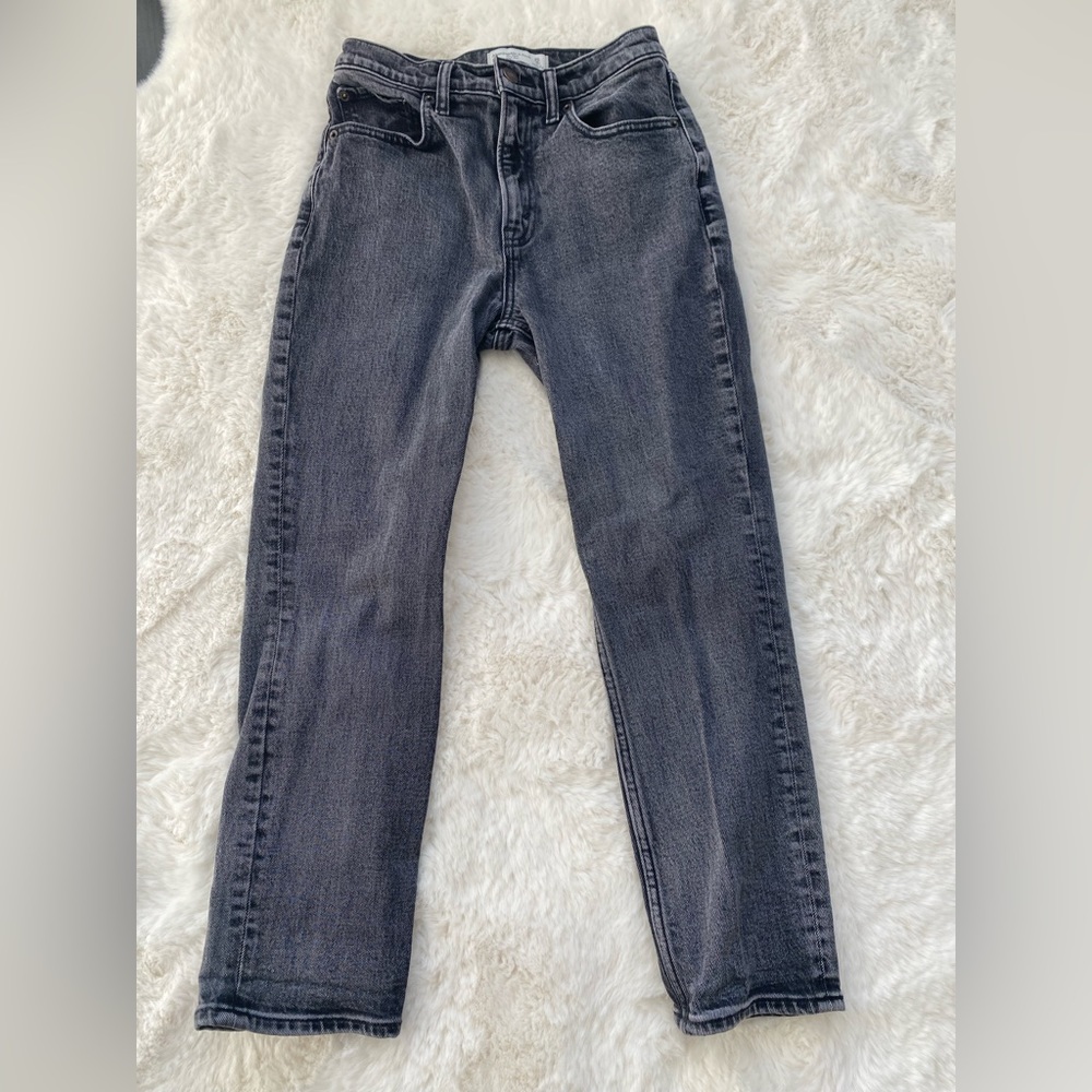 Abercrombie & Fitch The Mom High Rise